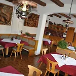 Hotel Activ Bergfrieden 3*